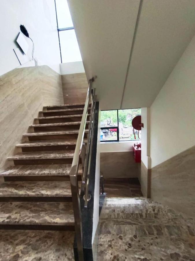 Sai Sagar Lodging & Boarding Ulhāsnagar Екстериор снимка