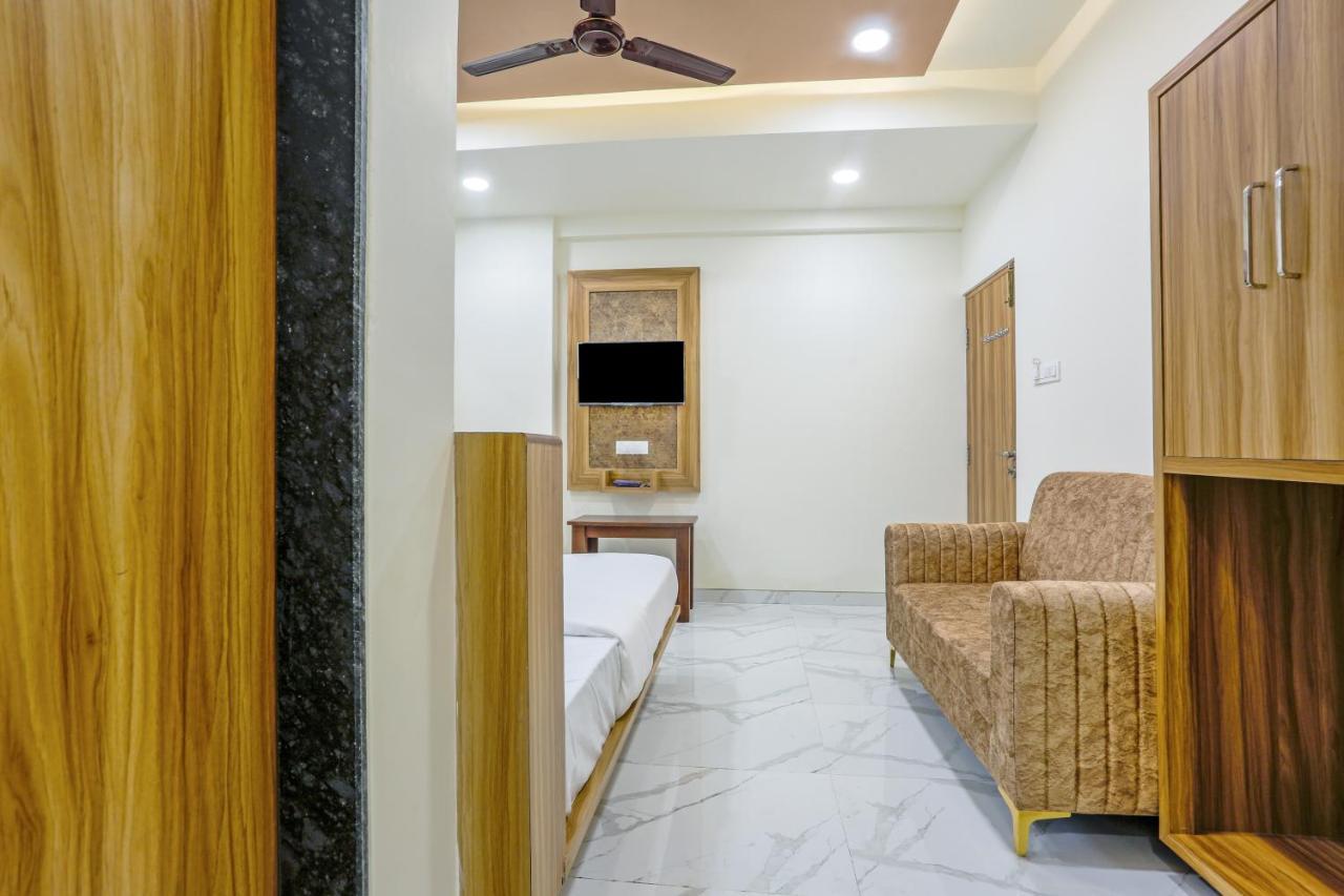 Sai Sagar Lodging & Boarding Ulhāsnagar Екстериор снимка